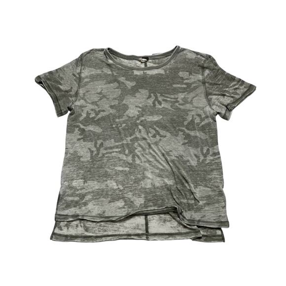 FP WE THE FREE oversized grunge green army camo thrashed tee t-shirt sz S - Picture 1 of 6